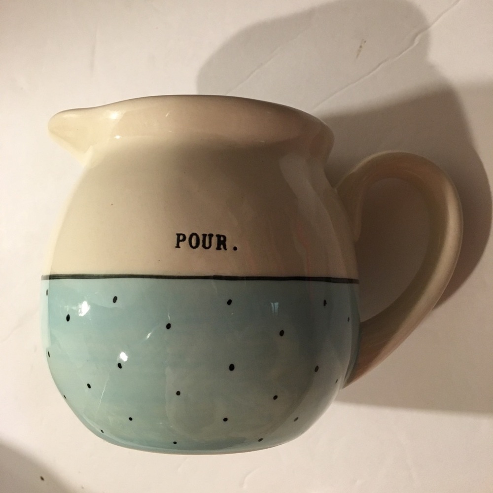 Rae Dunn saucer POUR.